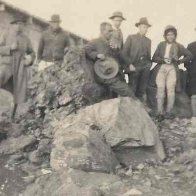 1920's Haleakala Summit Rest House (Kalahaku) Maui Group Actual Photo TH Hawaii