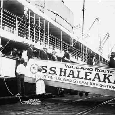For reference only: Tai Sing Loo Collection - Hawaiian Historical Society Historical Photograph Collection.