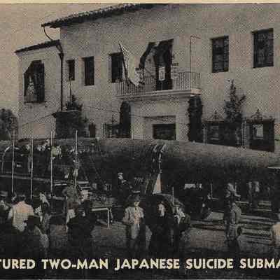 Captured Japanese Suicide Submarine Dec 8, 1941