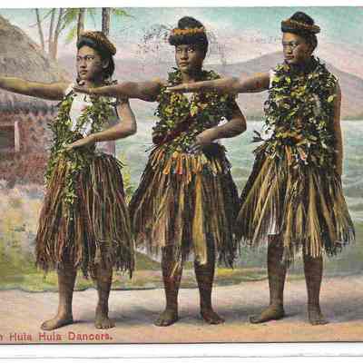Hawaiian Hula Hula Dancers