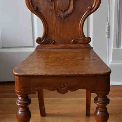 Hall Chair