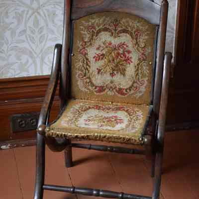 Folding Child's Chair
