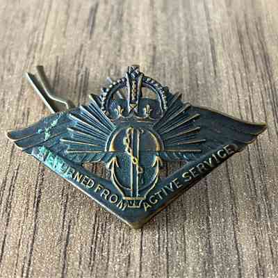 WW2 Returned From Active Service Badge