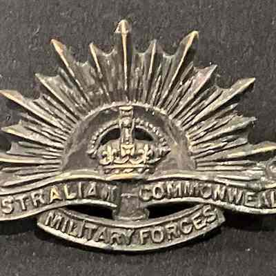Small "Rising Sun" badge