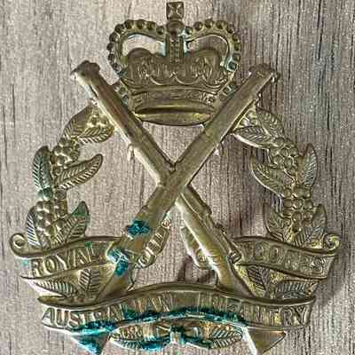 Cap Badge - Royal Australian Infantry Corps