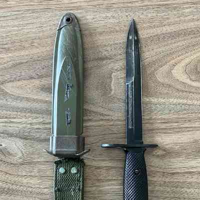 U.S. M8AI PWH Vietnam War Bayonet & Scabbard