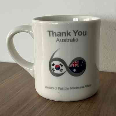 2023.220.31: Reverse of mug