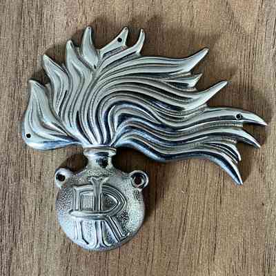 Italian Carabinieri NCO Cap Badge