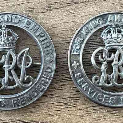 Silver War Badges