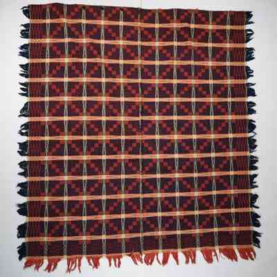 Geometric coverlet; block twill