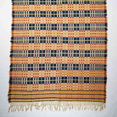 Geometric coverlet; overshot
