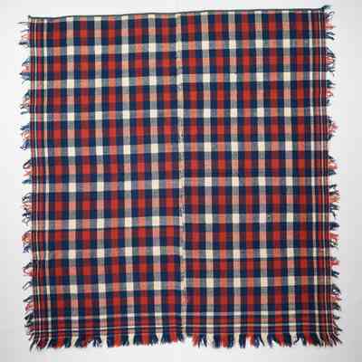 Geometric coverlet; twill