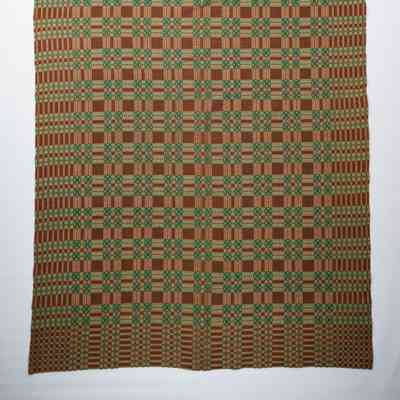 Geometric coverlet; overshot