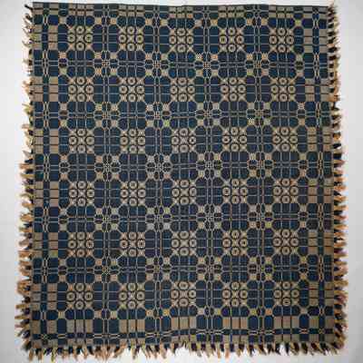 Geometric coverlet