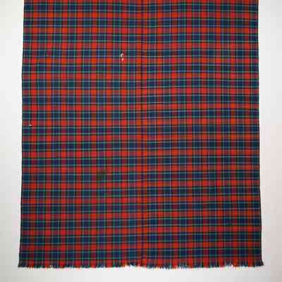 Geometric coverlet; twill