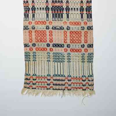 Geometric coverlet