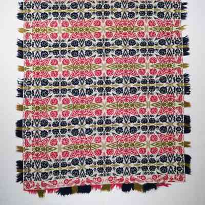 Coverlet; tied half doublecloth
