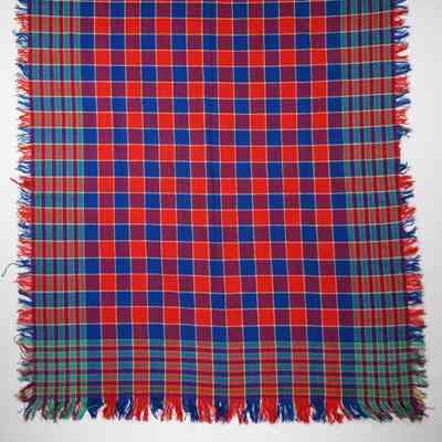 Geometric coverlet; twill