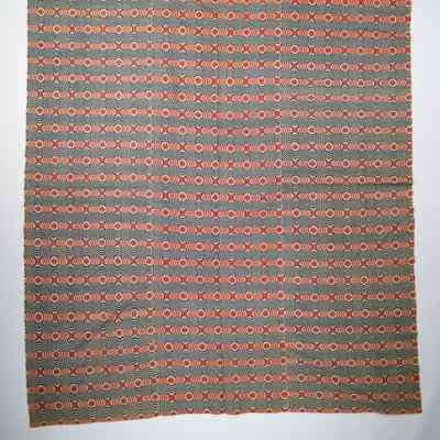 Geometric coverlet; overshot
