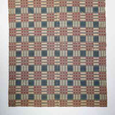 Geometric coverlet; overshot