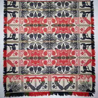 Coverlet; tied half doublecloth