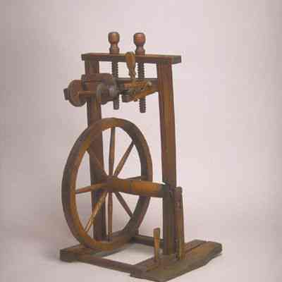 Spinning wheel