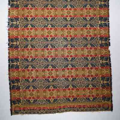 Coverlet; tied half doublecloth