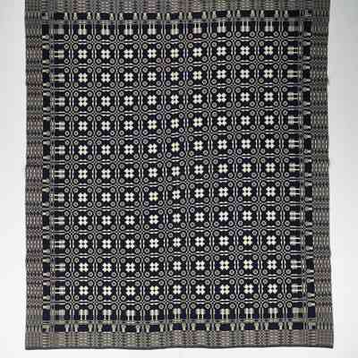 Geometric coverlet, doubleweave, woven 1780 by Martin Overholt