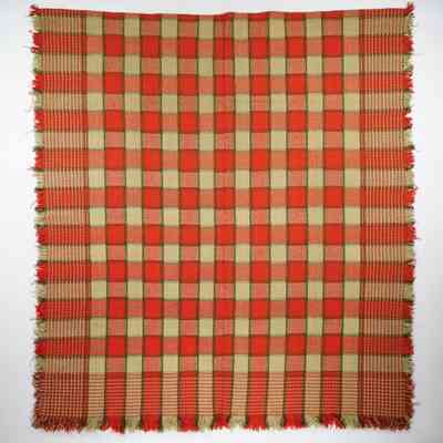 Geometric coverlet, point twill