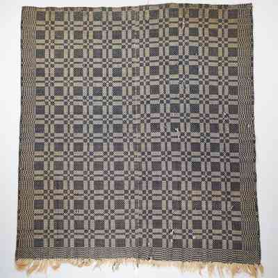 Geometric coverlet; gebrochene