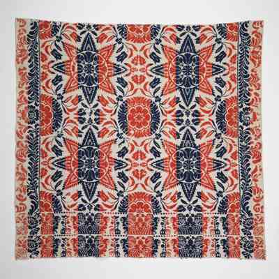 Crib coverlet; tied half doublecloth