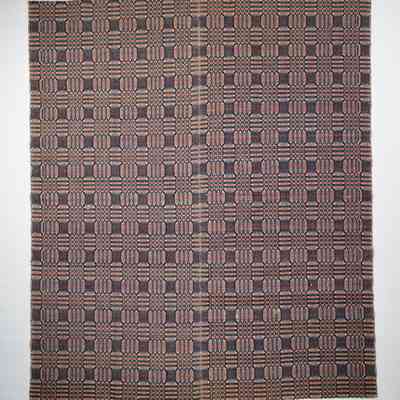 Geometric coverlet; overshot