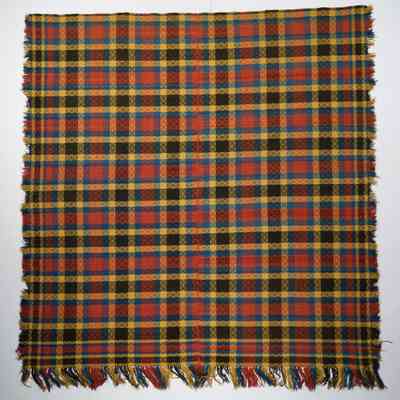 Geometric coverlet; multishaft twill