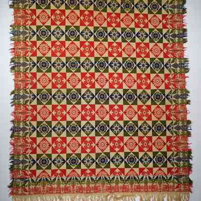Coverlet; tied half doublecloth