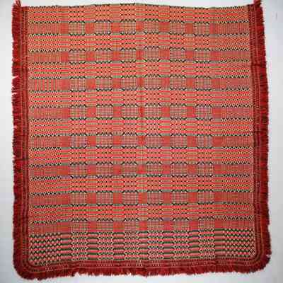 Geometric coverlet; overshot