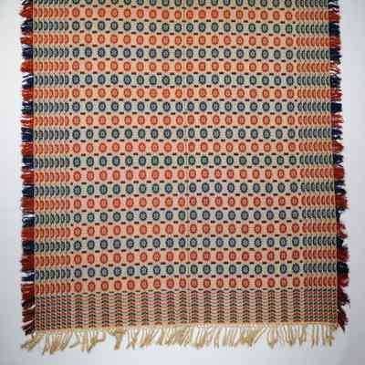 Geometric coverlet