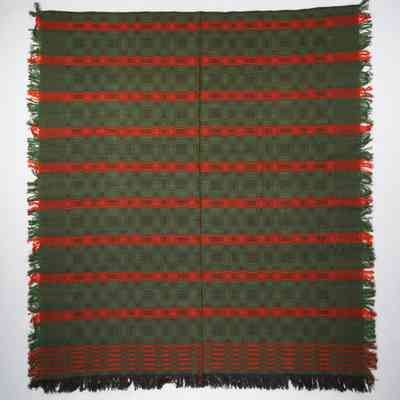 Geometric coverlet; gebrochene
