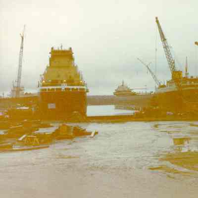 Construction of American Republic at Bay Shipbuilding 1981