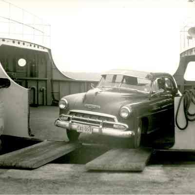 1952 Chevrolet disembarking the C.G. Richter at Gills Rock 1955
