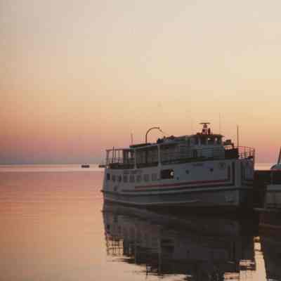 HURON LIGHTSHIP 103