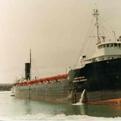 Oil tanker Amoco Indiana at Bay Shipbuilding co.