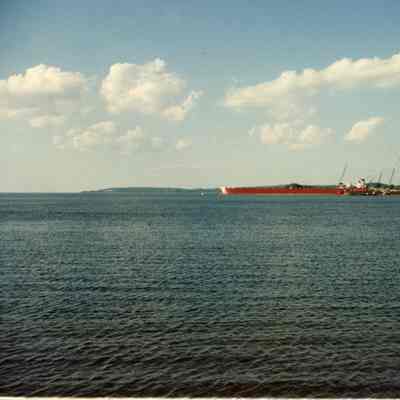 US Steel Co. 1,000' ship at Bay Shipbuilding 1991