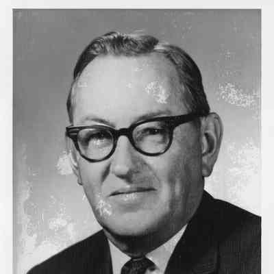 Harry Purinton Portrait SBYC Commodore 1948