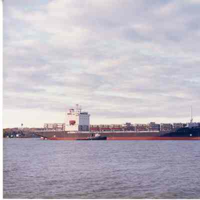 Sealand Kodiak underway 1986