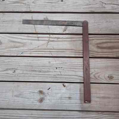 Bevel Square