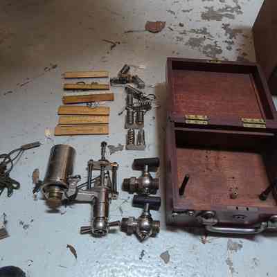Gauge and Valves with Case