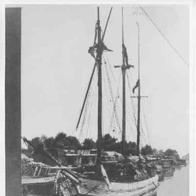 Schooner Guido docked