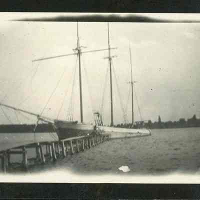 Mary Ellen Cook docked at Sturgeon Bay Country Club 1923