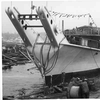 Net tender post-launch at Leathem D. Smith Shipbuilding Co.