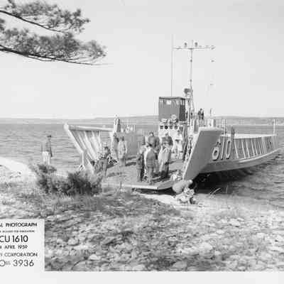 LCU-1610 docked on April 24, 1959